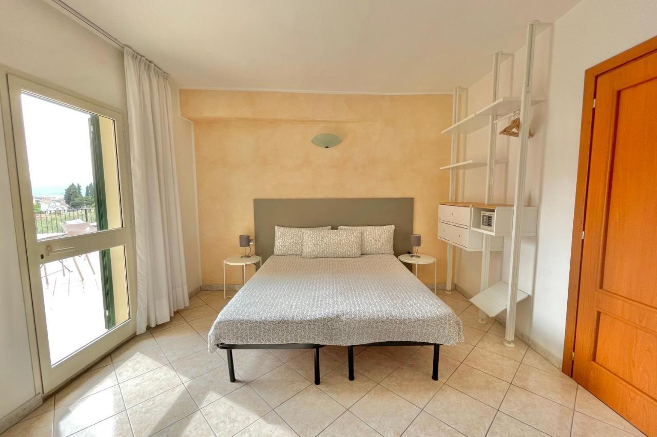 Albergo Vittoria Toscolano Maderno Ngoại thất bức ảnh