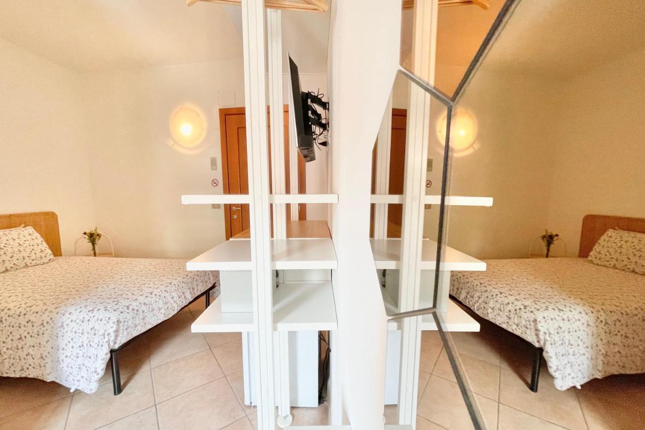 Albergo Vittoria Toscolano Maderno Ngoại thất bức ảnh
