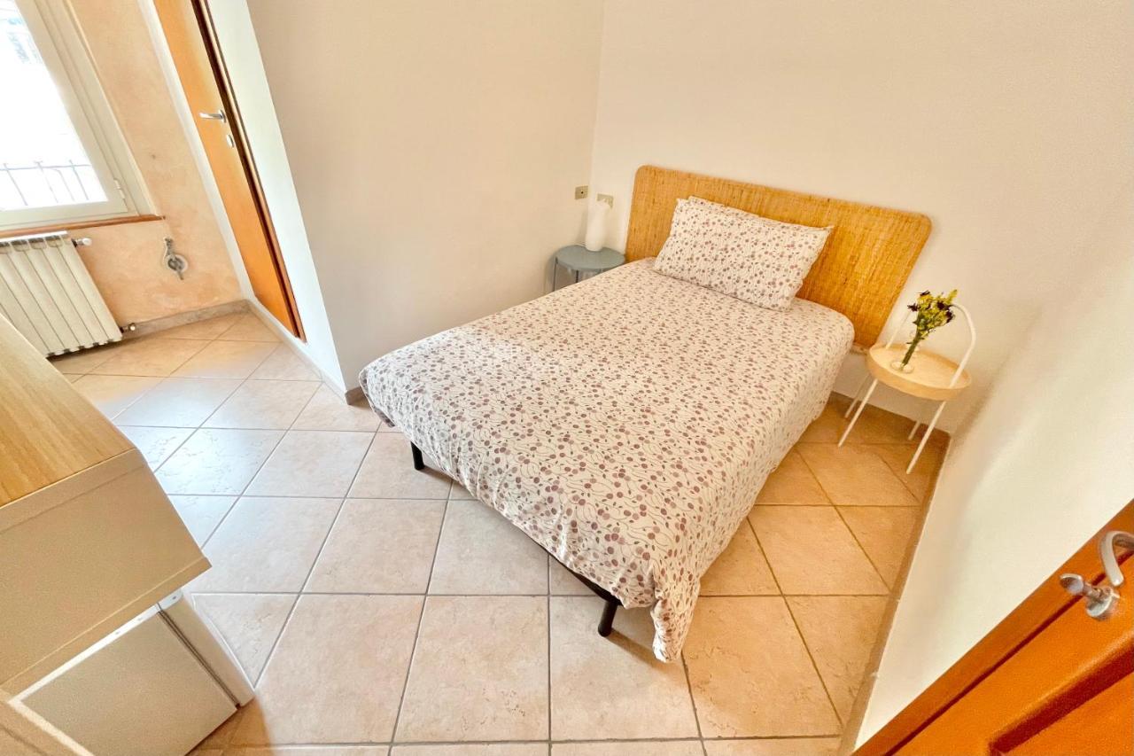 Albergo Vittoria Toscolano Maderno Ngoại thất bức ảnh