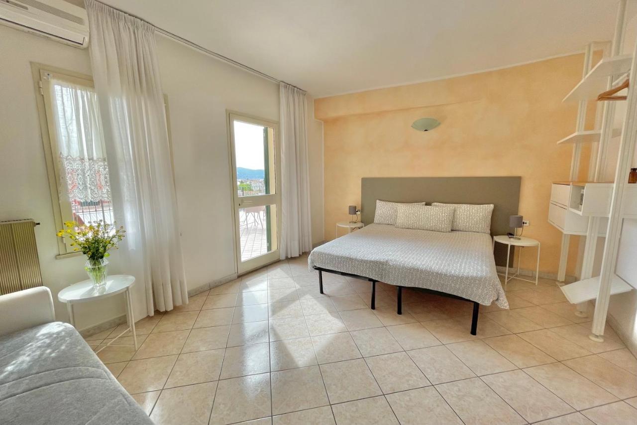 Albergo Vittoria Toscolano Maderno Ngoại thất bức ảnh