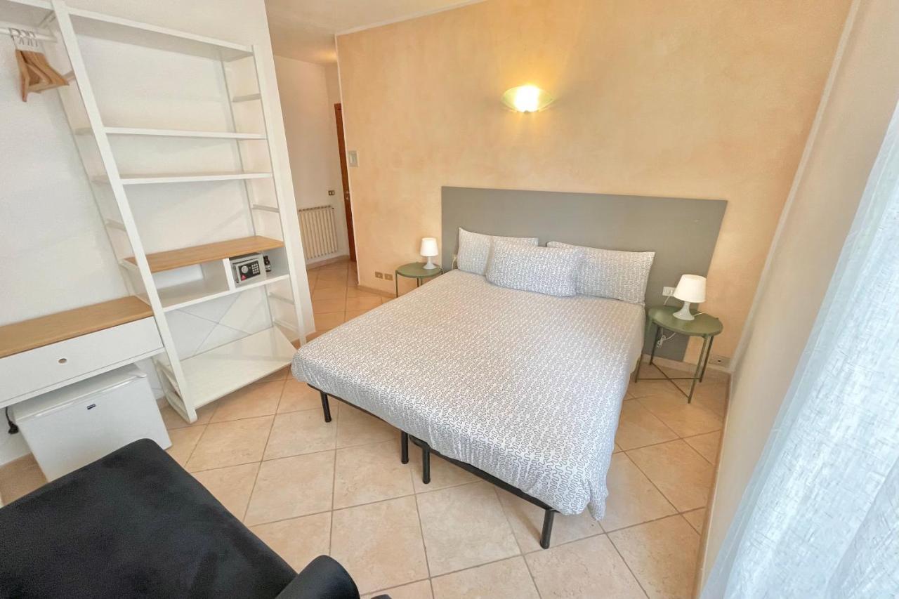 Albergo Vittoria Toscolano Maderno Ngoại thất bức ảnh